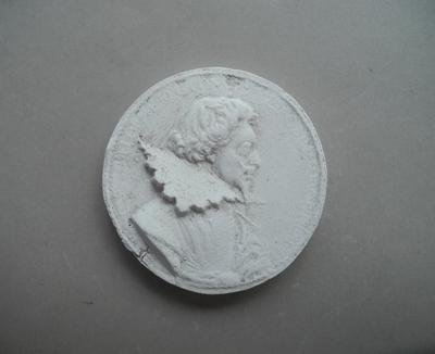 Tirage d'une médaille : buste de profil