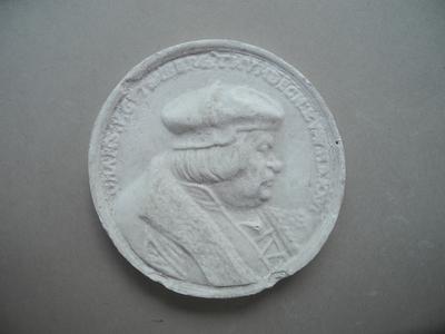Tirage d'une médaille : buste de profil