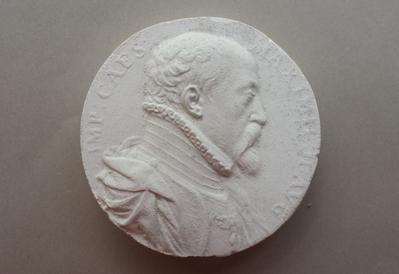 Tirage d'une médaille : buste de Maximilien II de Habsbourg
