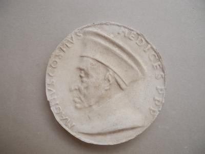 Tirage d'une médaille : buste de Cosme de Médicis le Vieux