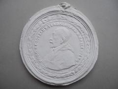 Tirage d'une médaille : buste de Hugues de Loubens de Verdalle