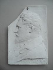 Tirage d'un portrait en bas-relief de Pierre André