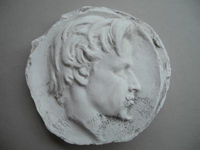 Tirage d'un médaillon : profil d'homme