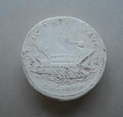 Tirage d'une monnaie : navire