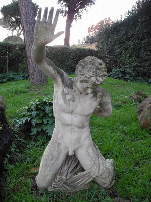 Niobide à genoux