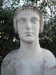 Hermès à tête de jeune homme archaïsante