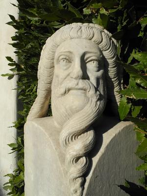 Hermès bicéphale à tête barbue