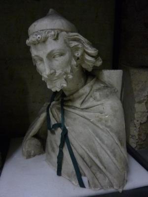 Tirage du buste d'une statue de saint Joseph