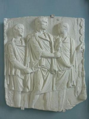 Tirage d'une plaque de la colonne trajane : Trajan harangue ses troupes